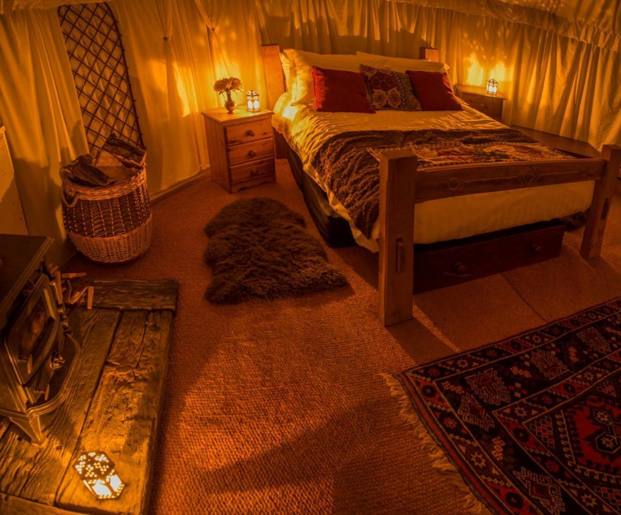 Plush Tents Yurt Village 奇切斯特 外观 照片